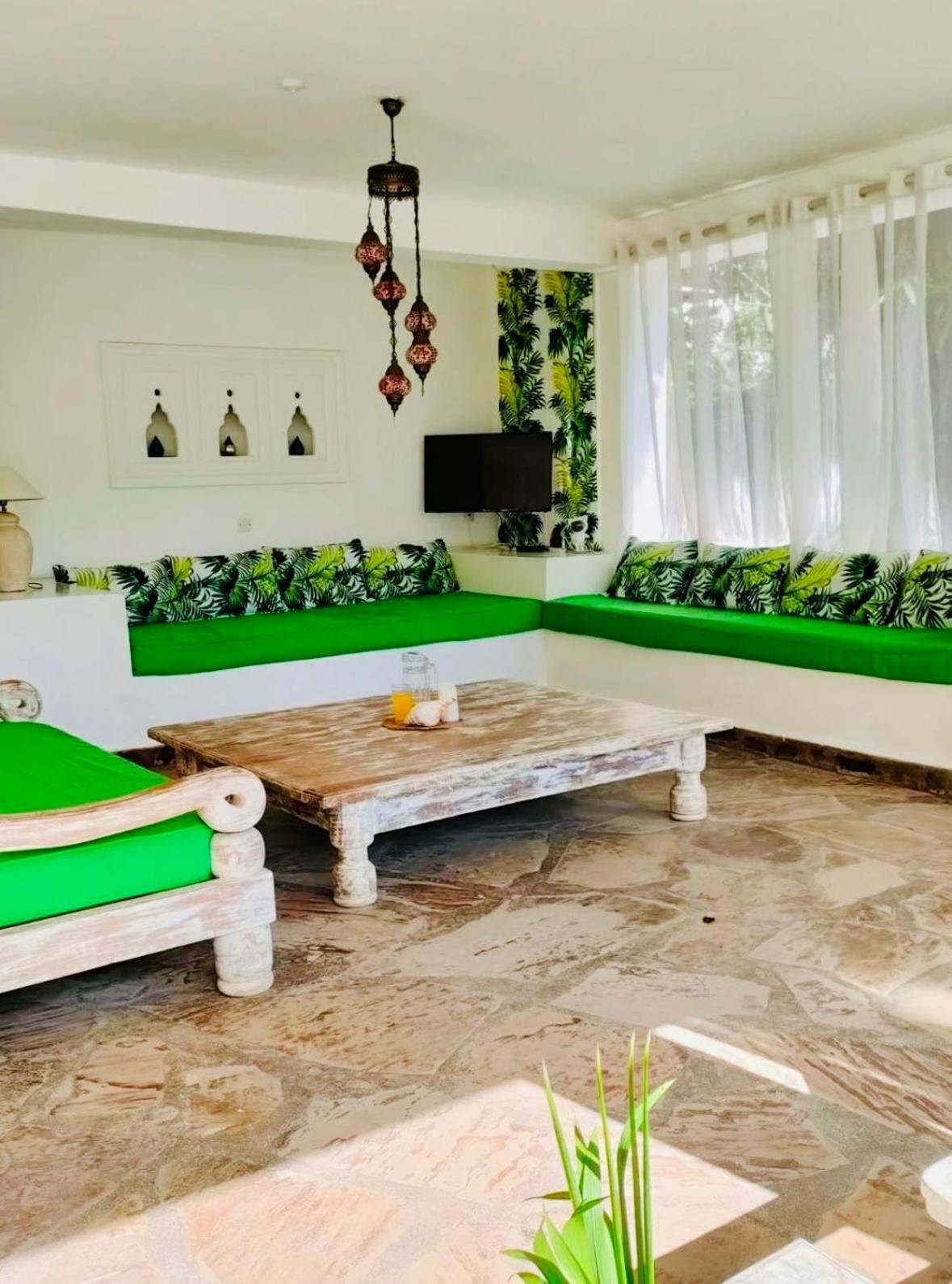 White Nyumba Malindi Apartment Bagian luar foto